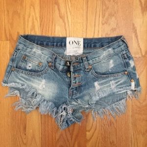 One Teaspoon Bonita’s shorts